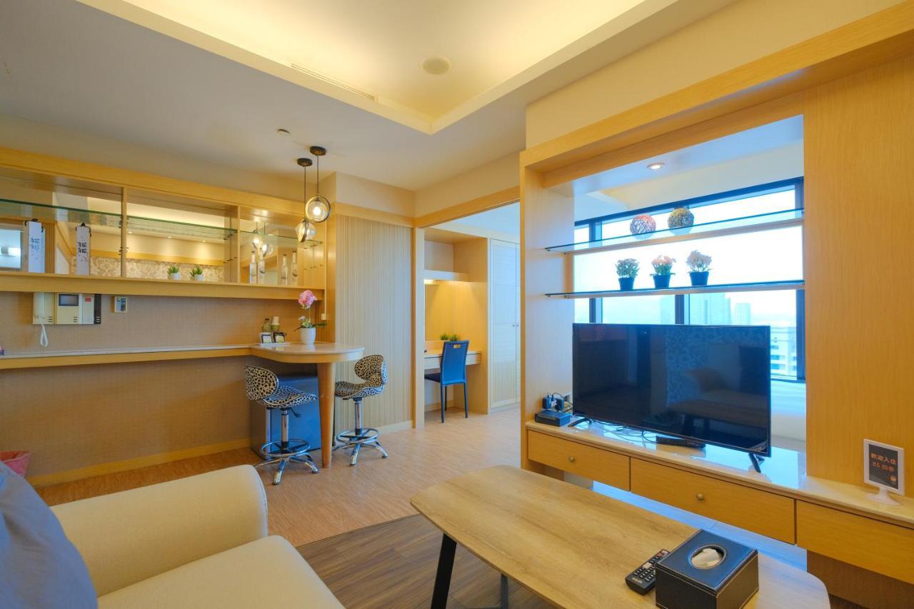 85 Season Apartment Kaohsiung Exterior foto