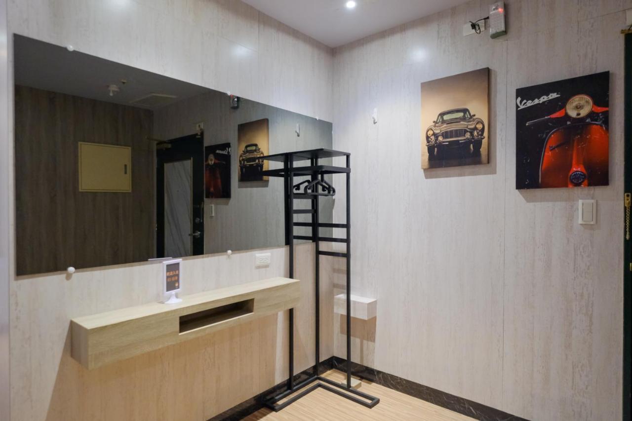 85 Season Apartment Kaohsiung Exterior foto